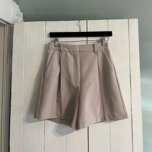 A&F Sloane Tailored Short